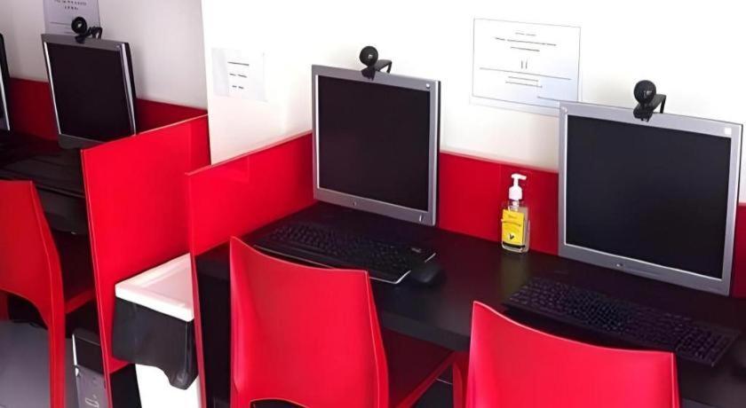 G4 Station Backpackers * Singapore