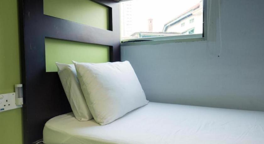 G4 Station Backpackers *